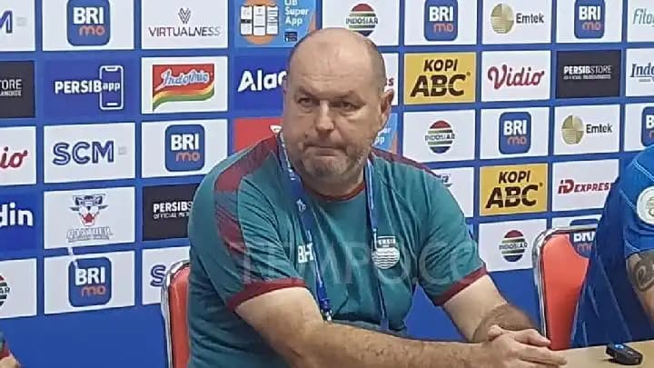 Persib Bandung Tekuk Madura United 3-0 di Leg Pertama Final Liga 1, Bojan Hodak Belum Puas