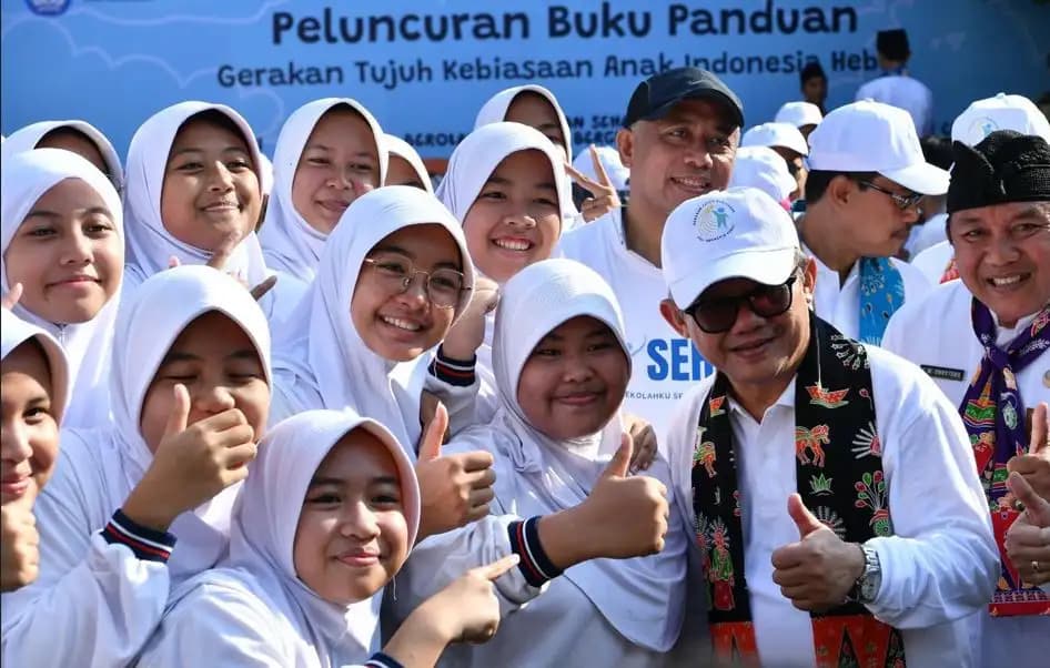Mendikdasmen Luncurkan Buku Panduan Gerakan 7 KAIH: Generasi Berkarakter Menuju Indonesia Emas 2045