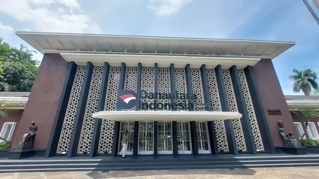 Presiden Prabowo Undang Petinggi Danantara dan Bahlil Bahas Update Strategis di Istana