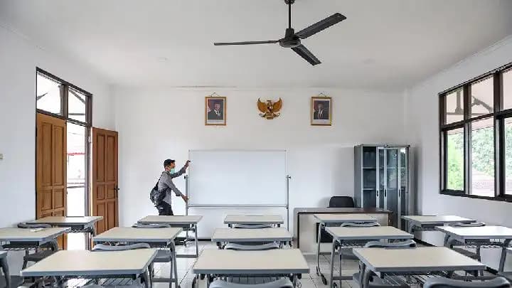 Program Sekolah Rakyat Diusulkan Telan Rp 2,3 Triliun, DPR Belum Beri Restu
