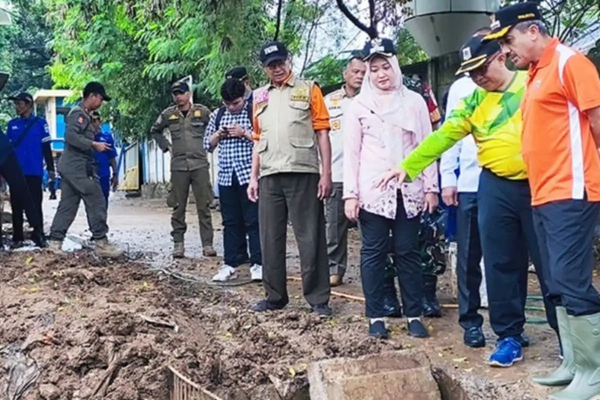Tembok Gudang SDA Roboh di Jaksel, Pemkot Targetkan Perbaikan Selesai Sepekan