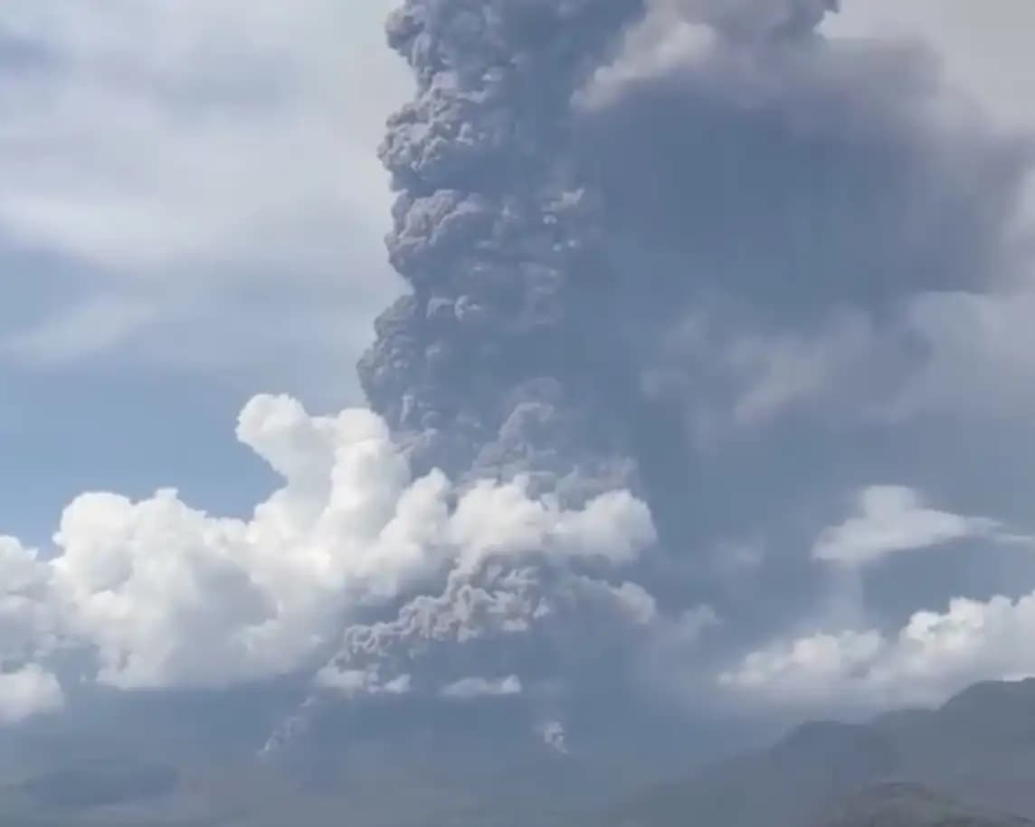 Erupsi Gunung Lewotobi Laki-Laki, Informasi Terkini, Dampak bagi Warga, dan Imbauan Keselamatan