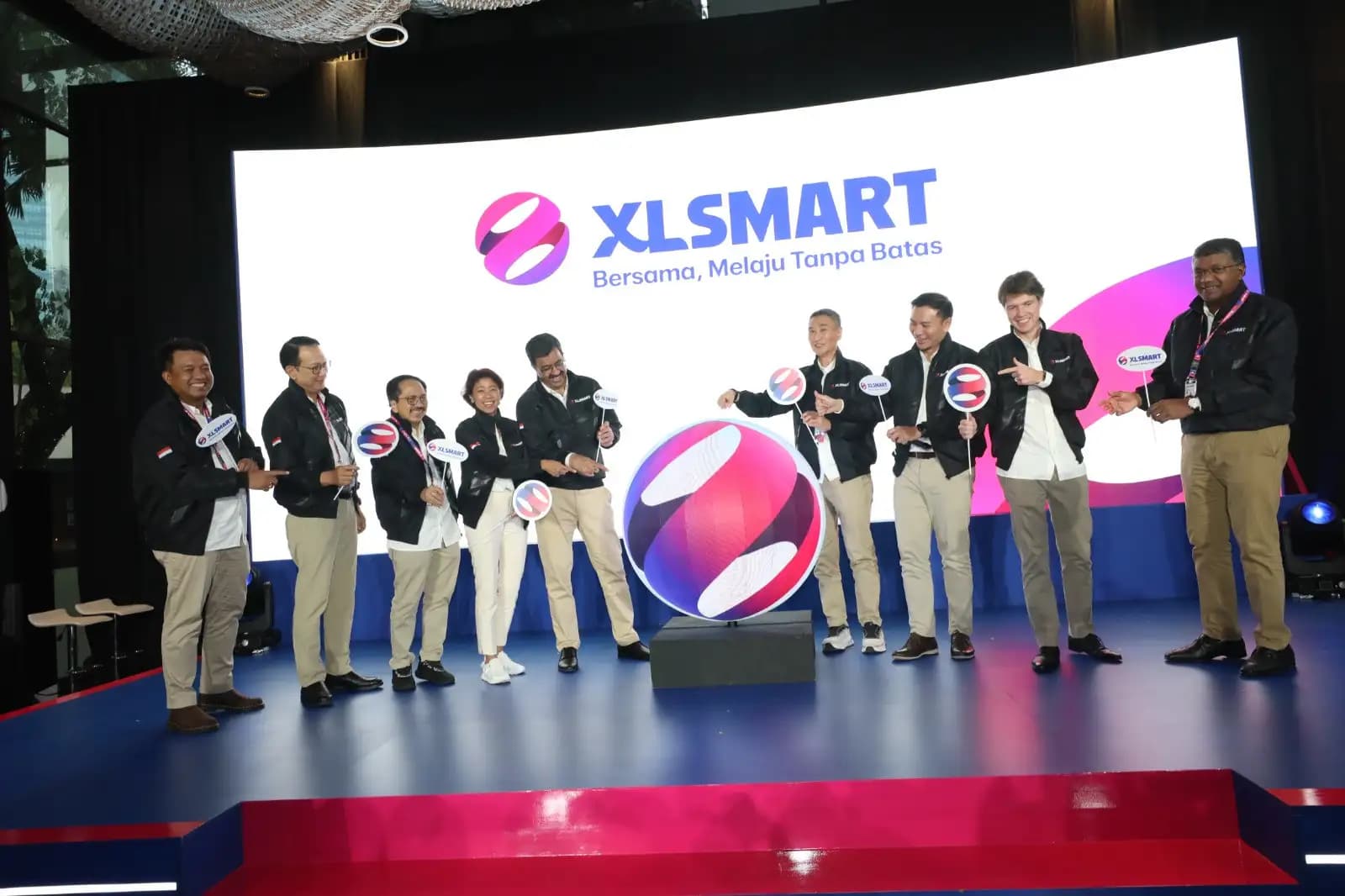 XLSMART Resmi Berdiri, Kekuatan Baru Masa Depan Digital Indonesia