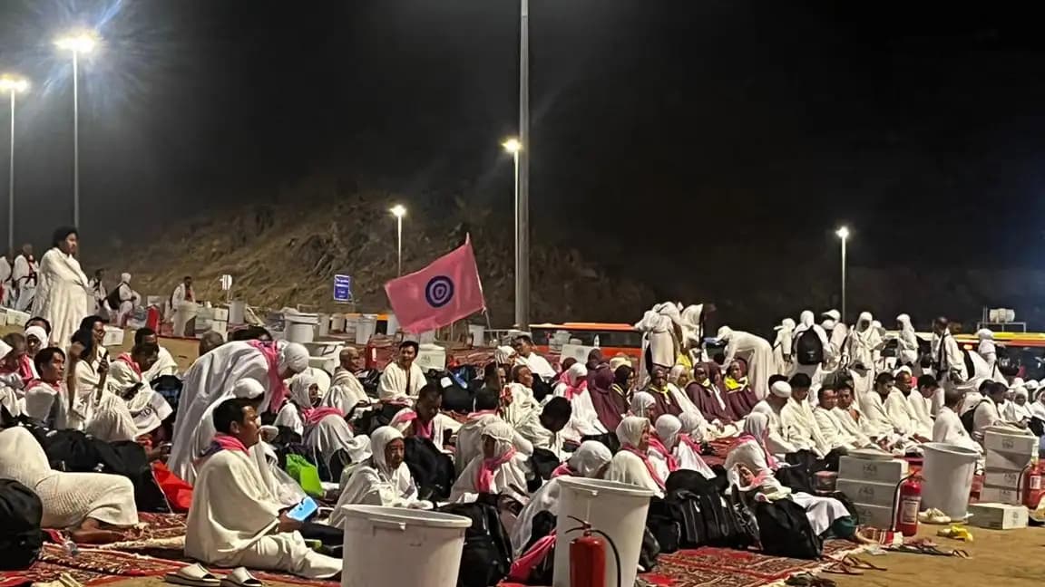 Ratusan Ribu Jemaah Haji Indonesia Padati Muzdalifah