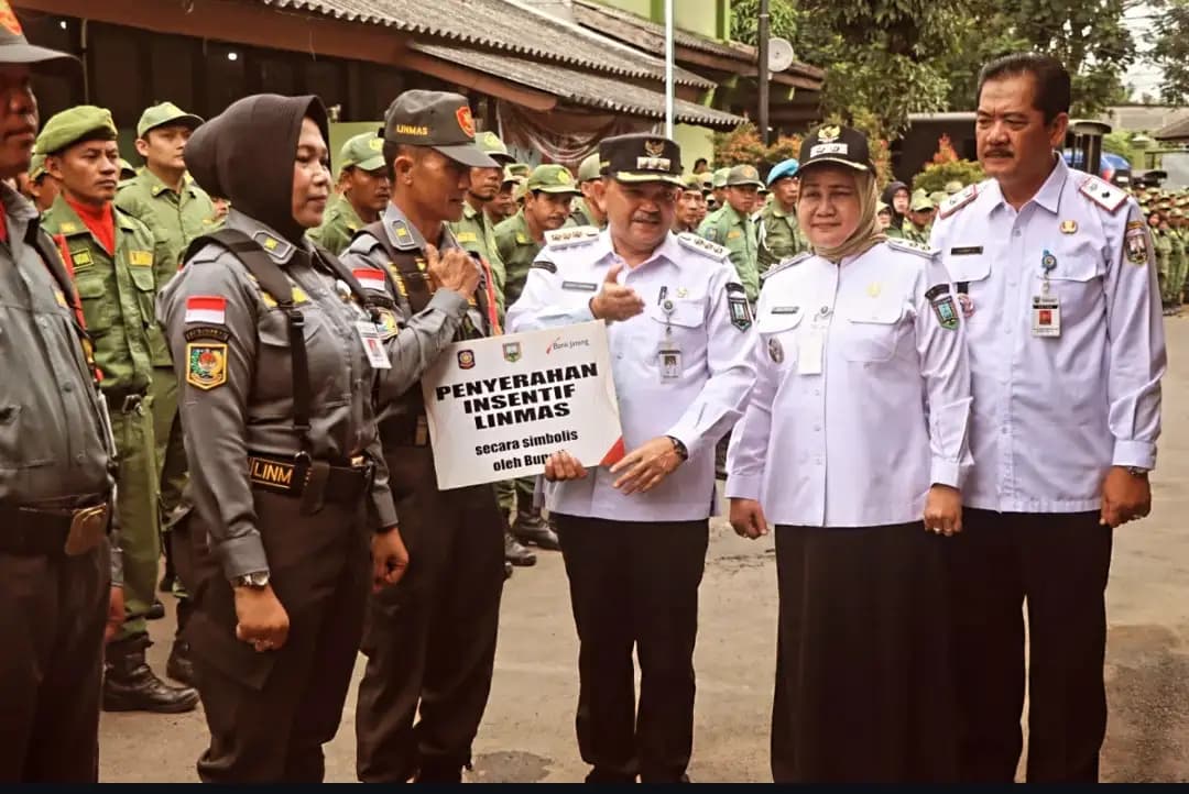 7.321 Anggota Satlinmas Terima Insentif, Pemkab Semarang Kucurkan Dana Rp3,89 Miliar