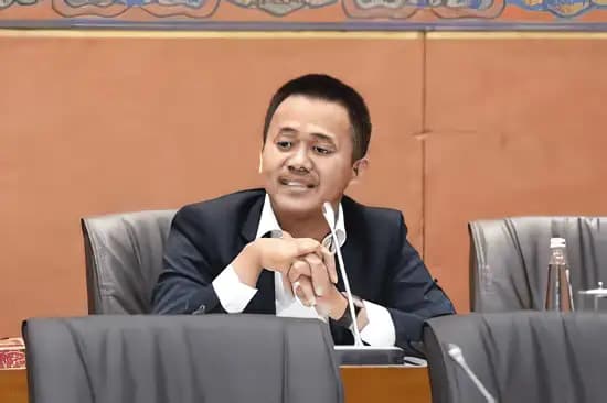 Mufti Anam: Penutupan Izin Tambang di Raja Ampat Jangan Sekadar Manuver