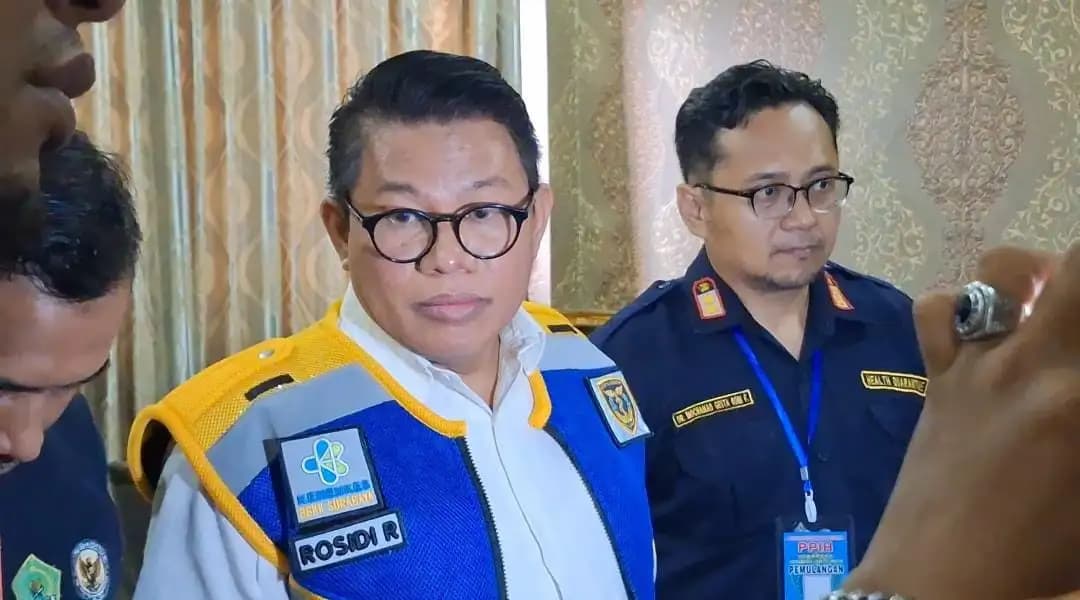 PPIH Surabaya Nyatakan 11 Jemaah Negatif COVID-19 Usai Swab Antigen