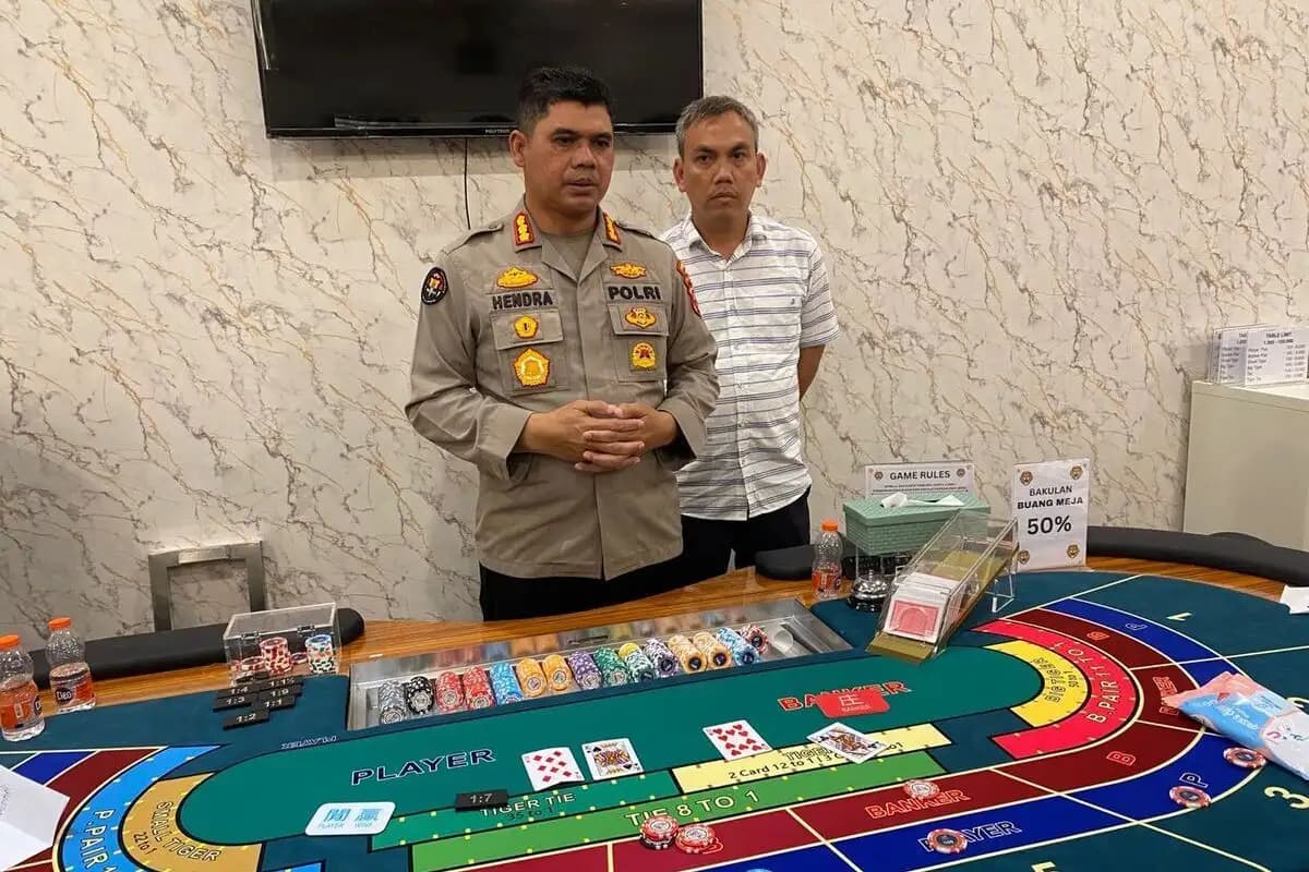 Polisi Gerebek Kasino Ilegal di Bandung, 63 Orang Diamankan  