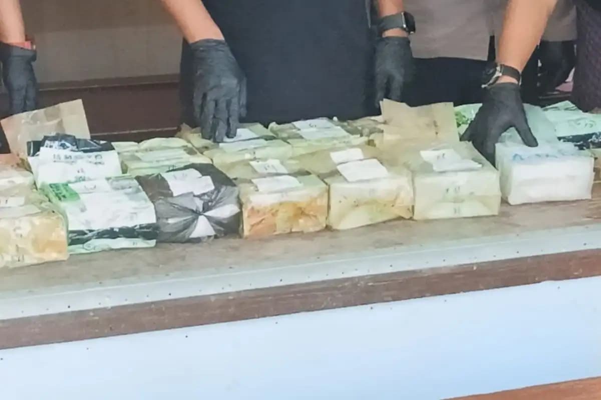 52 Kg Sabu di Perairan Masalembu Diduga Selundupan dari Malaysia  