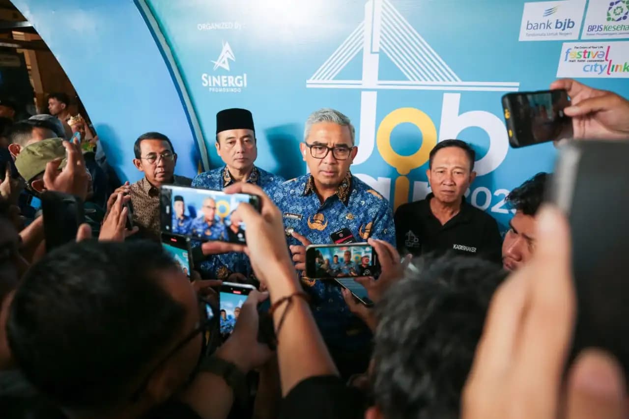 Wali Kota Bandung Pastikan Stok LPG 3 Kg Aman, Penimbun Akan Ditindak Tegas