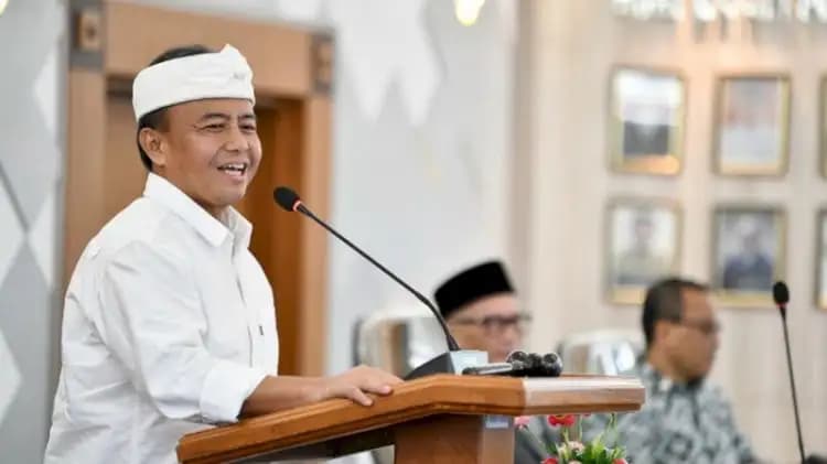 Sekda Jabar Tegaskan Bonus untuk Persib Bersifat Sukarela, Tidak Boleh Dipaksakan  