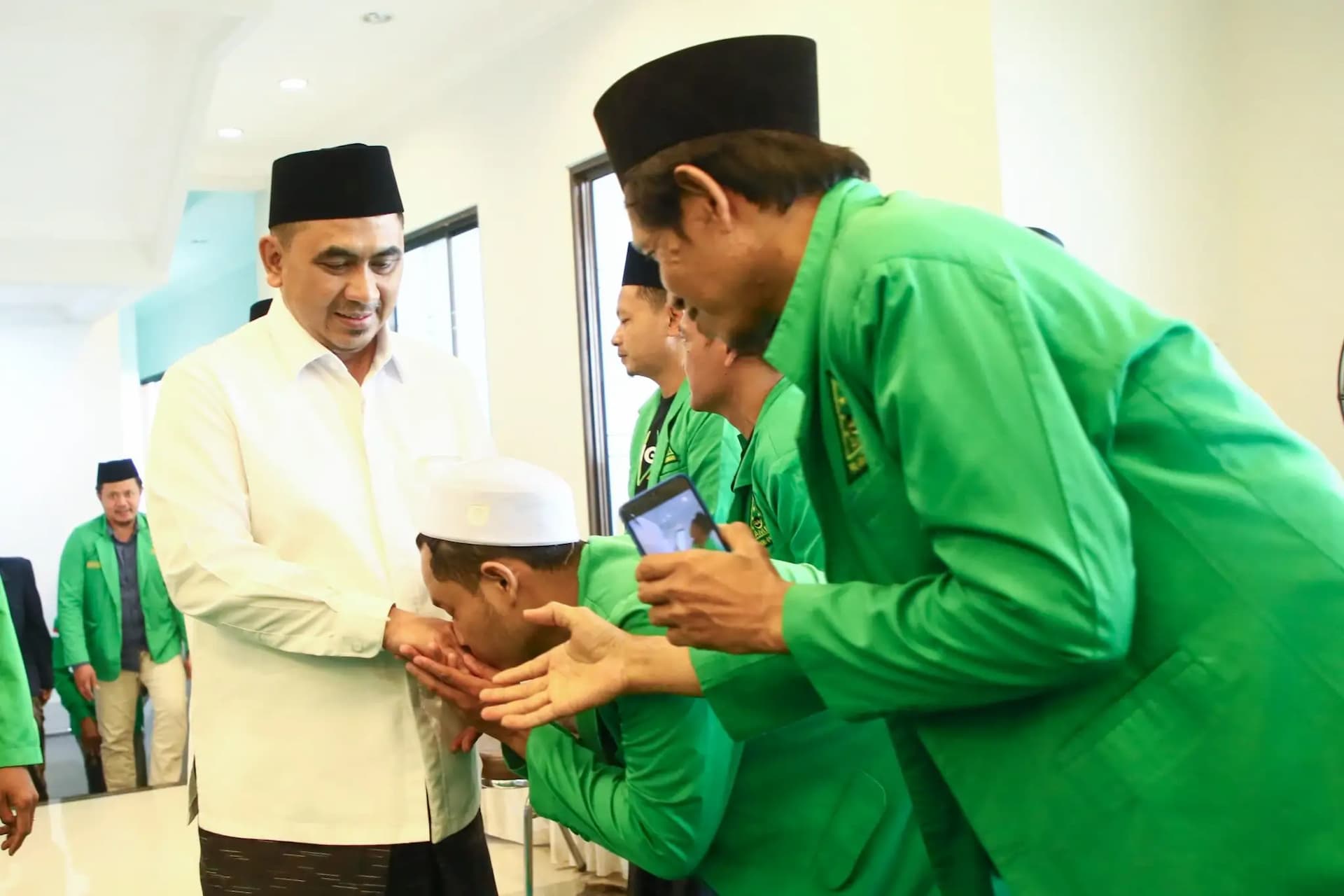 Taj Yasin Targetkan Beasiswa Santri Kuliah ke Luar Negeri Terealisasi 2026