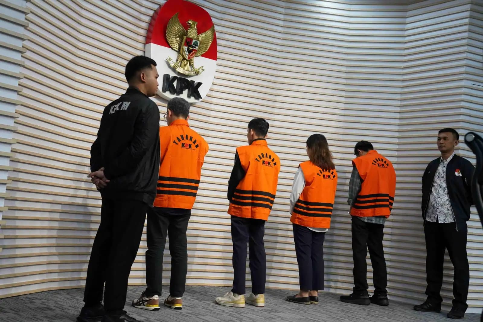 KPK Tahan 4 Tersangka Baru Korupsi Pengurusan Tenaga Kerja Asing di Kemenaker