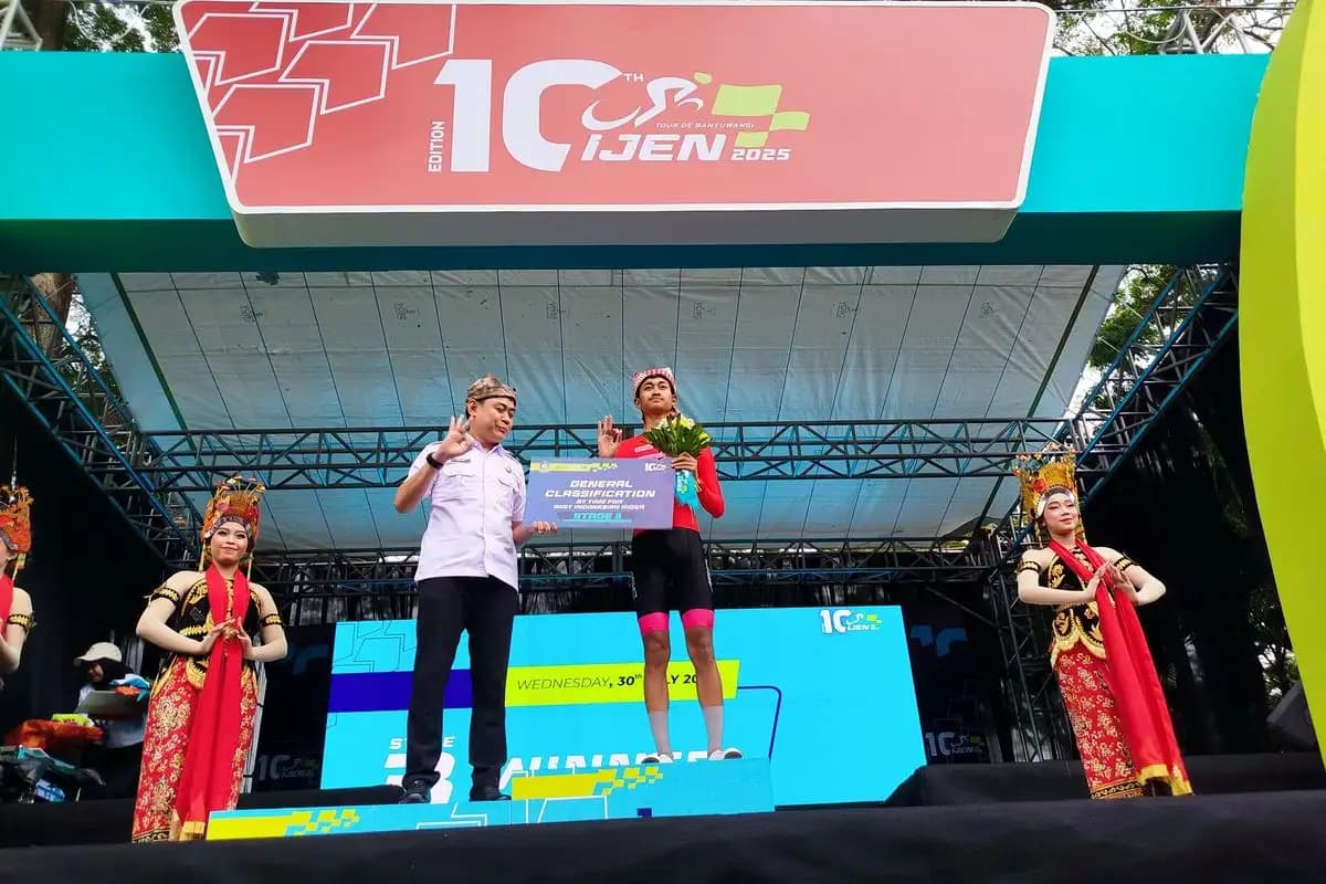 Pebalap Malang Raih Best Indonesian Rider Tour de Banyuwangi Ijen Meski Sempat Jatuh