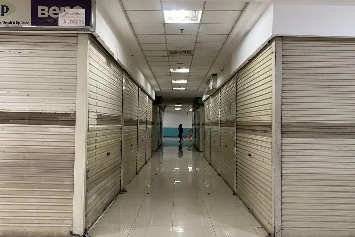 Mal Tamini Square Sepi Pengunjung, Banyak Kios Tutup dan Pedagang Mengeluh  