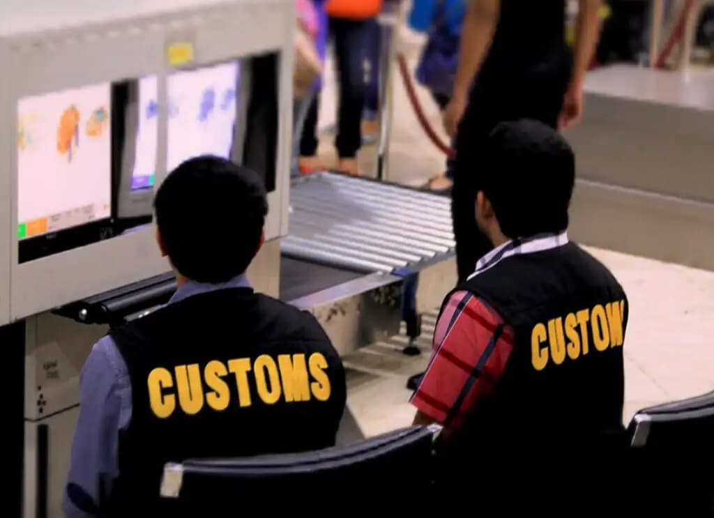 Bea Cukai  Amankan Mata Uang Asing Tak Dilaporkan Penumpang dari Singapura