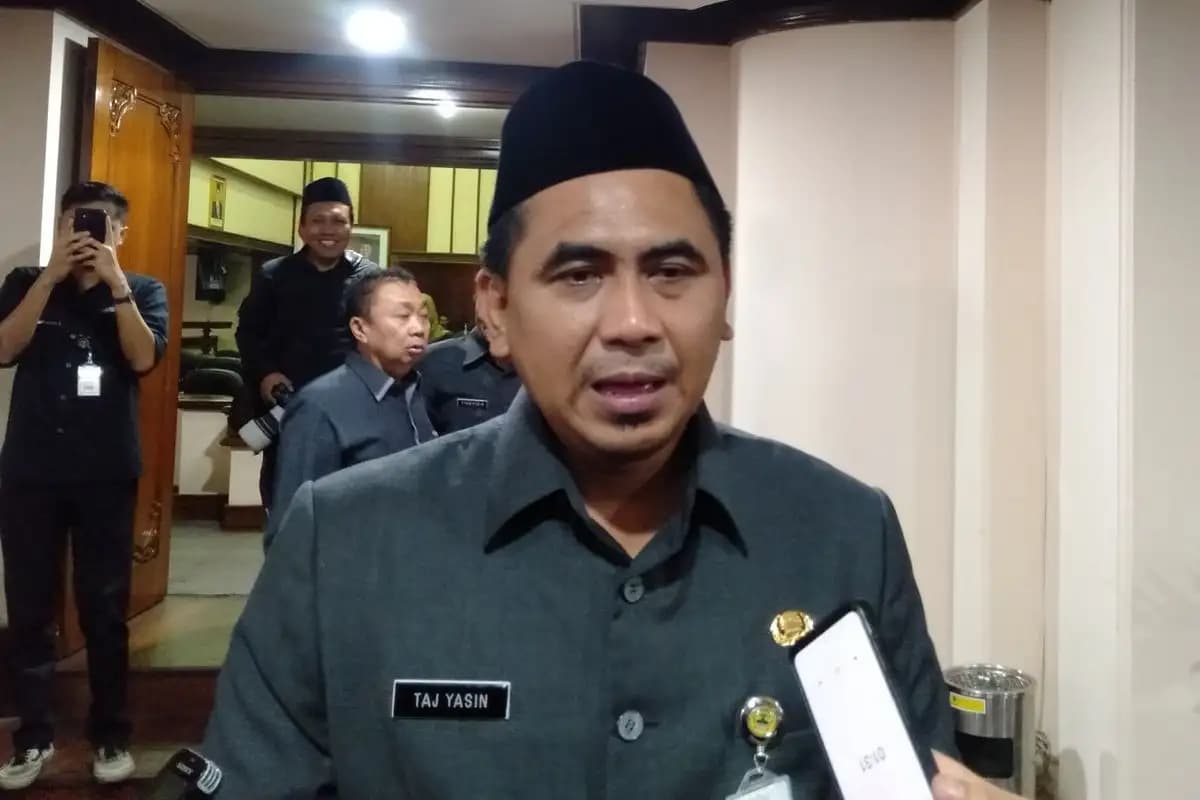 Wagub Jateng Serahkan Mekanisme Pemakzulan Bupati Pati ke DPRD  