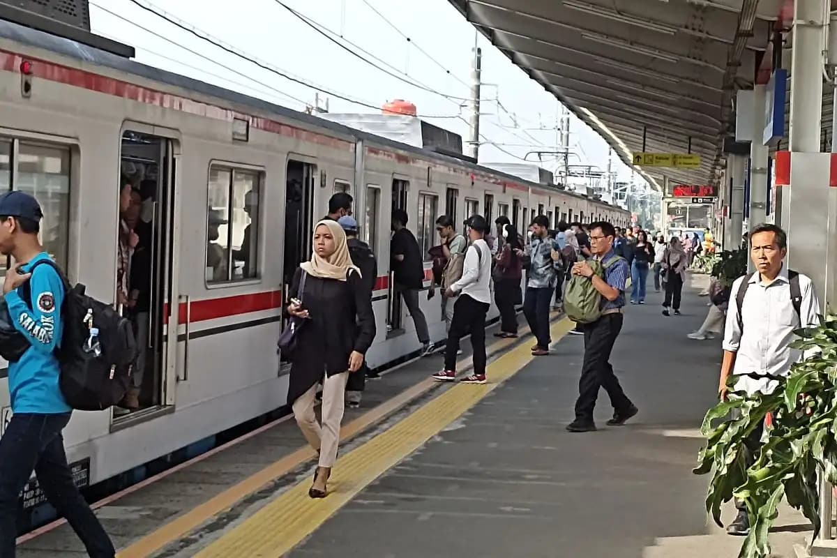Karyawan Pilih Tetap Kerja Saat Cuti Bersama 18 Agustus, Khawatir Pekerjaan Menumpuk  