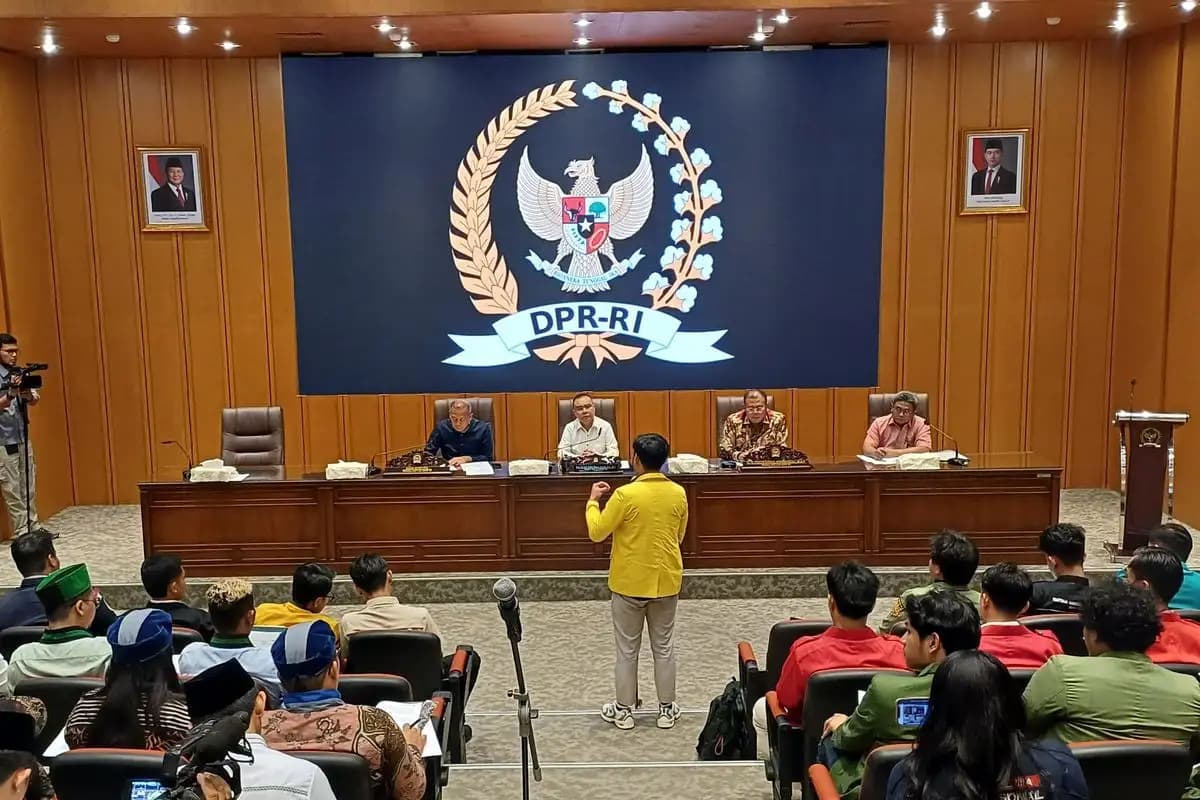 DPR Akhirnya Temui Mahasiswa Usai Gelombang Demo, Mahasiswa Tuntut Investigasi Independen