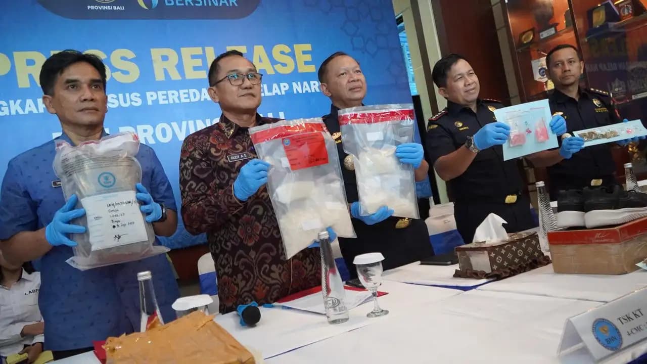 BNNP Bali dan Bea Cukai Gagalkan Penyelundupan Narkotika Jaringan Ukraina dan Spanyol