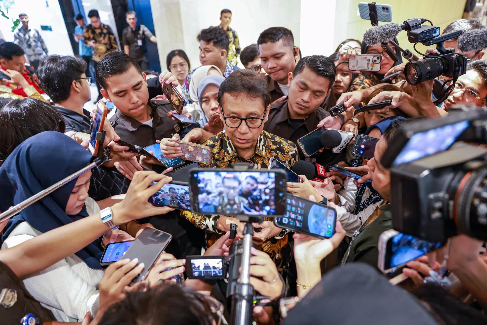 Menkes Tegaskan Peran Kemenkes Awasi Program Makan Bergizi Gratis