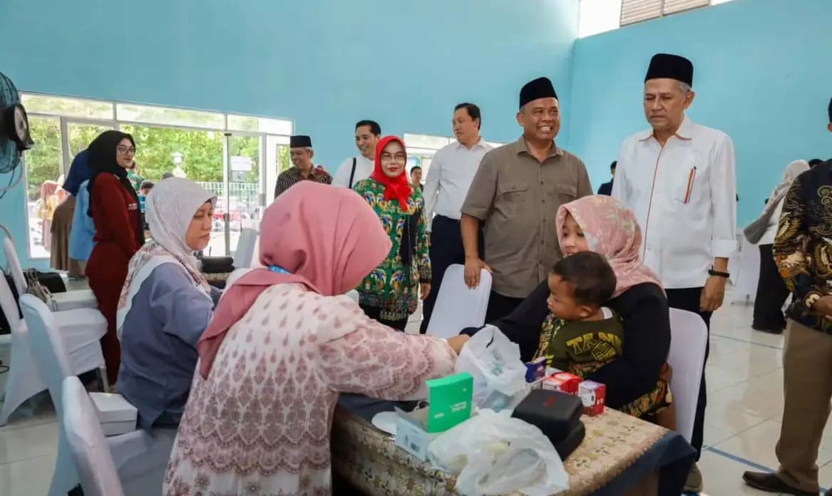LPS Bantu Pemeriksaan Kesehatan Gratis dan Bantuan Sembako ke Masyarakat di Pinggiran Sleman
