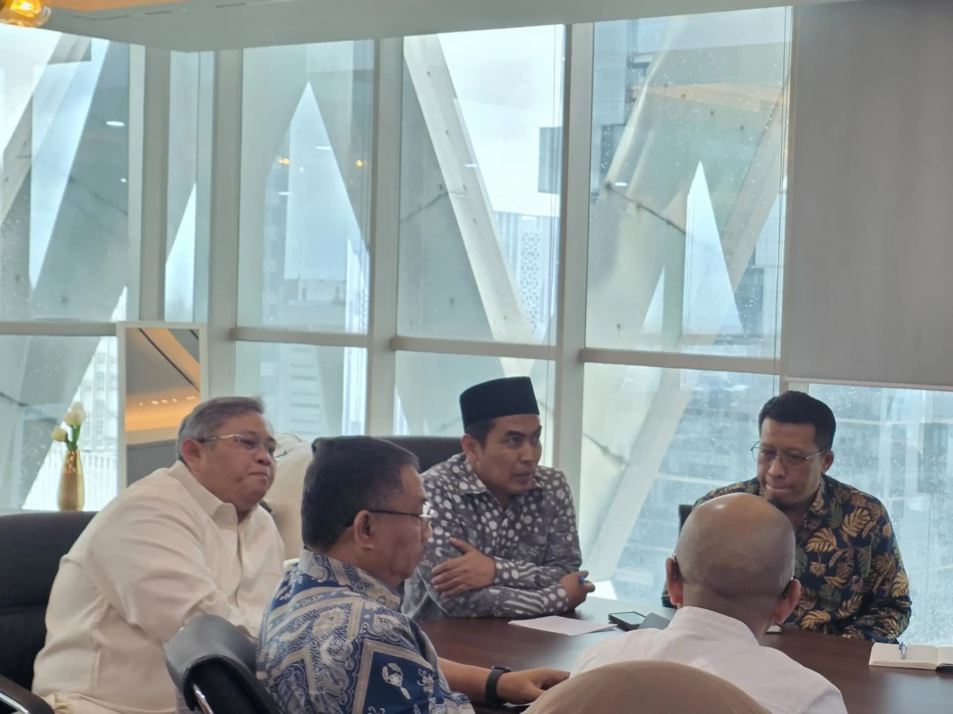 Kemenhaj dan Kemenpar Maksimalkan Potensi Ekonomi Haji dan Promosi Wisata Indonesia