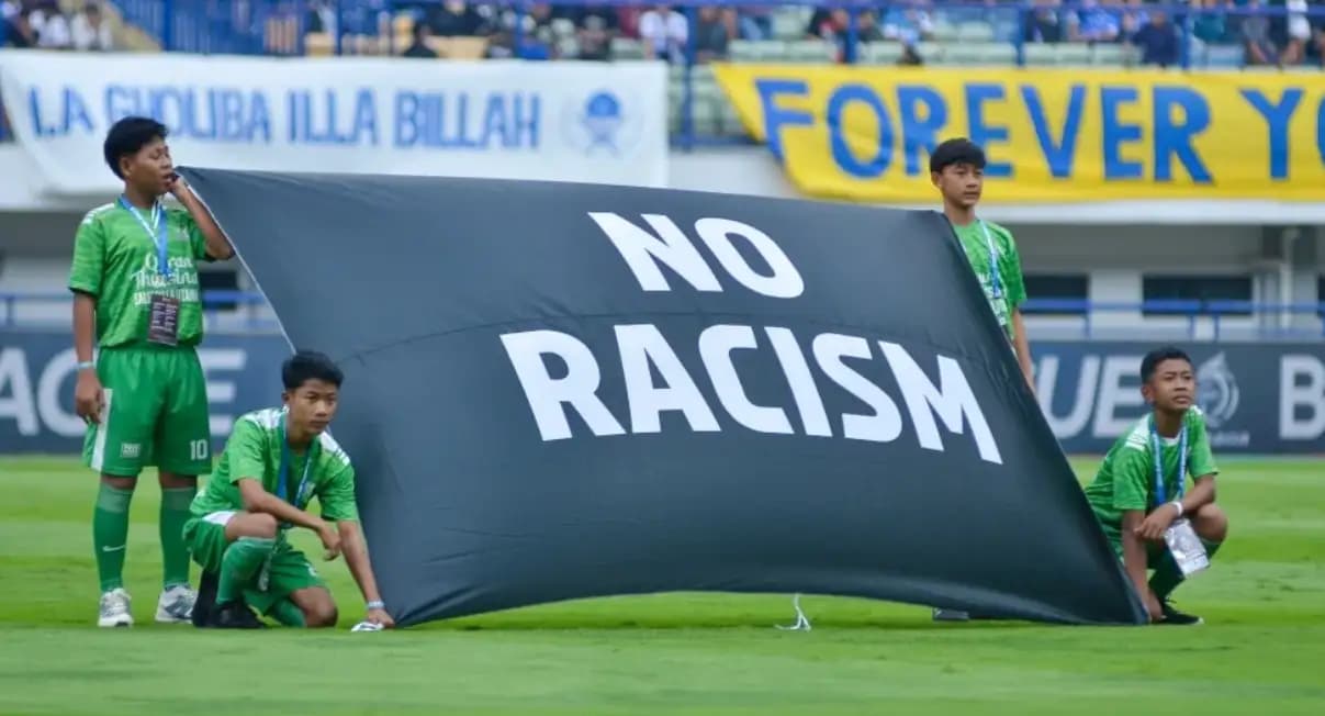 Dukungan Persib Melawan Rasisme