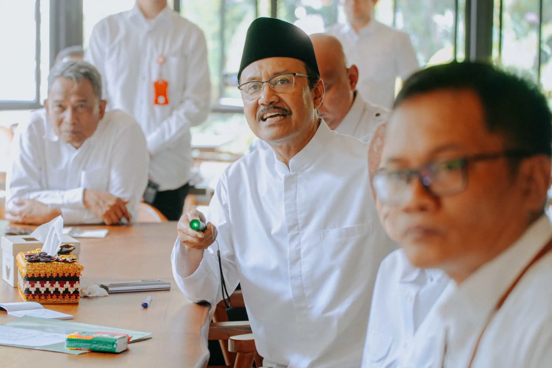 Gus Ipul dan Gubernur NTB Sinkronkan Pemutakhiran Data Tunggal dan Sekolah Rakyat