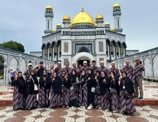 Umroh 12 Hari, Plus City Tour Brunei, Free Kereta Cepat Hanya 33 Jutaan Hanya di Saudaraku