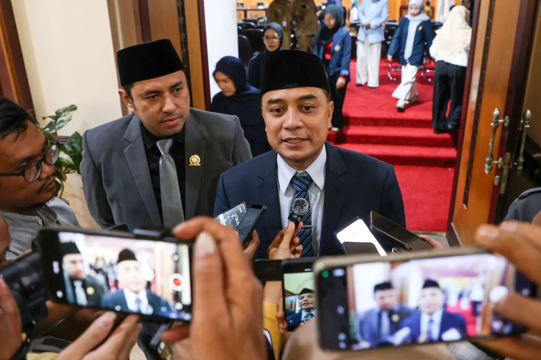 Wali Kota Surabaya Instruksikan Pemeriksaan Dugaan  Anak Gajah Ditunggangi di KBS