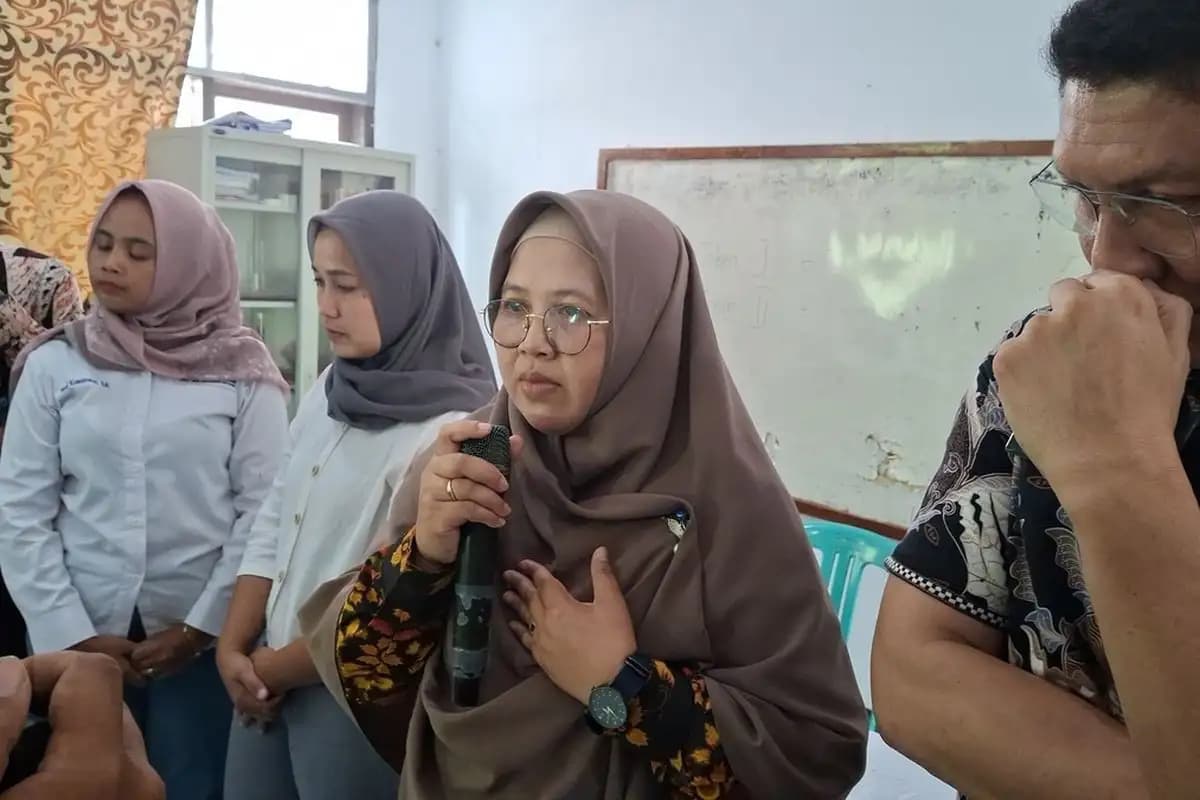 Kepsek SMAN 1 Cimarga Dapat Hadiah Umrah Gratis Usai Kasus Tampar Siswa Merokok