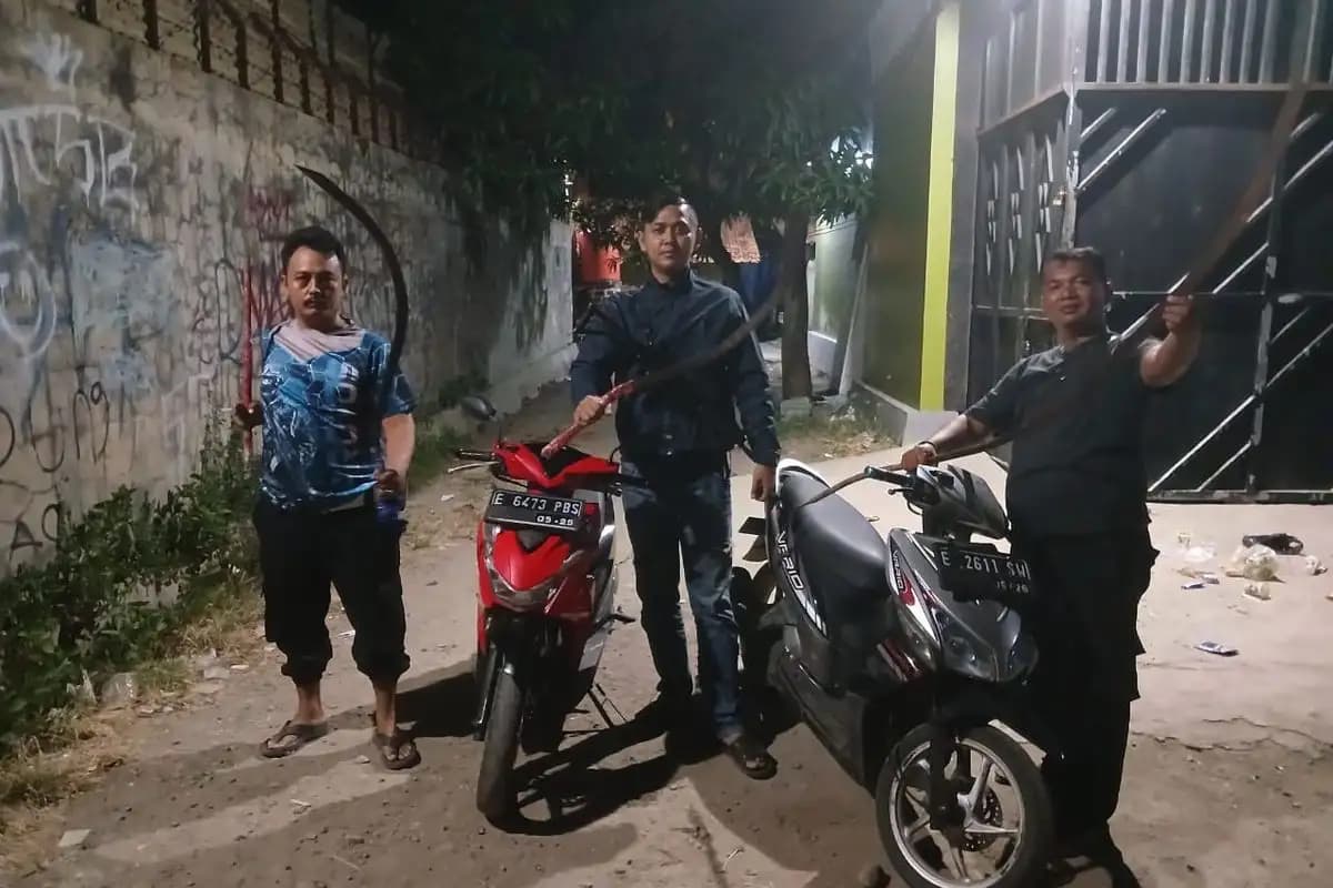 Geng Motor Buat Onar di Indramayu, Kabur Tinggalkan 4 Senjata Tajam dan 3 Motor