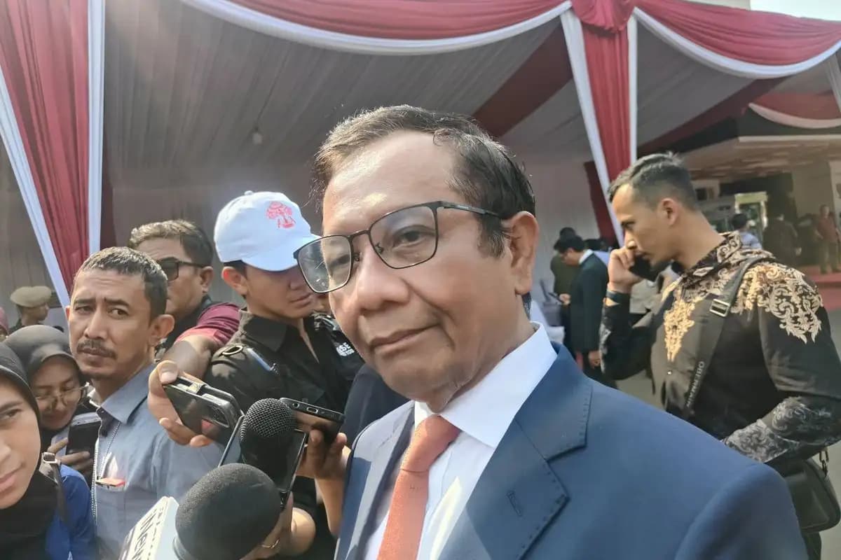 Mahfud MD Diminta KPK Lapor Dugaan Mark Up Whoosh: Agak Aneh Ini
