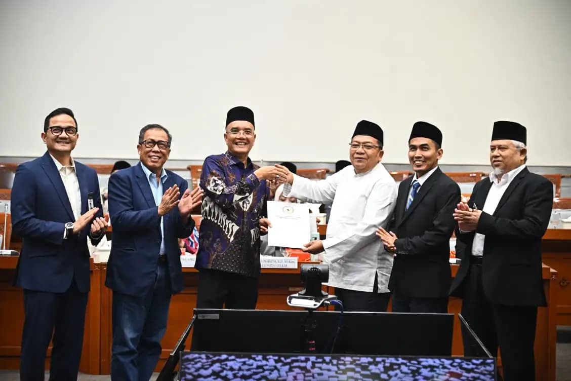 Meski Biaya Haji Turun, DPR Pastikan Kualitas Pelayanan Tetap Terjaga