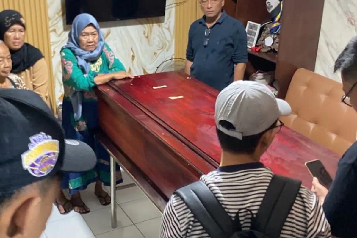 Jenazah Reno Syahputra Dewo, Demonstran yang Ditemukan dalam Kondisi Tulang, Tiba di Surabaya