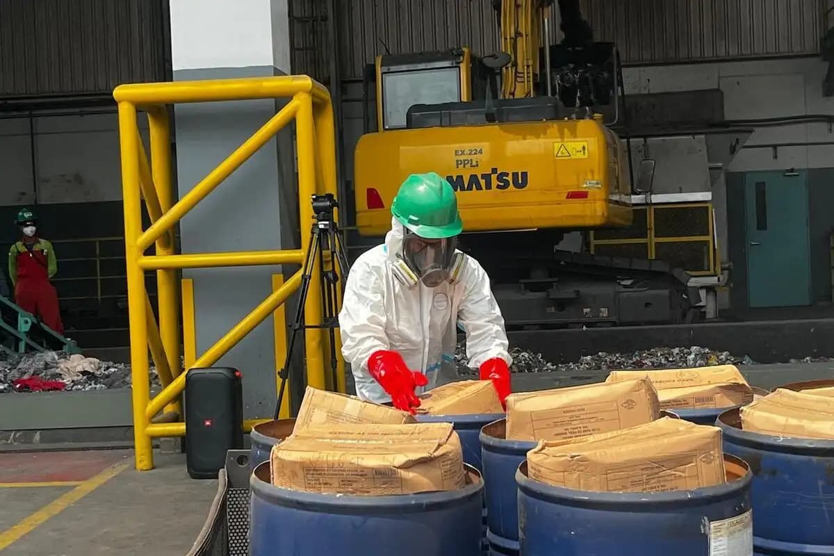 Pemerintah Musnahkan 5 Ton Udang Beku Terkontaminasi Cesium-137 Asal Cikande di Bogor