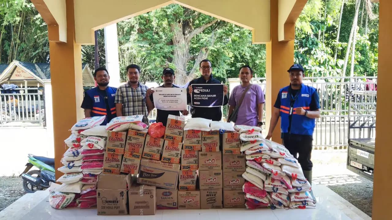 Pasca Bencana Banjir dan Longsor di Sumatra, XLSMART Terus Lakukan Pemulihan Jaringan di Area Terdampak