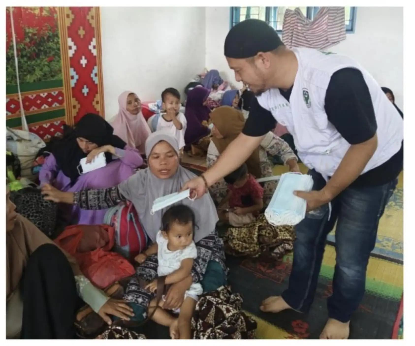 Kasus Demam Mendominasi Keluhan Kesehatan Pascabanjir di Sumatera