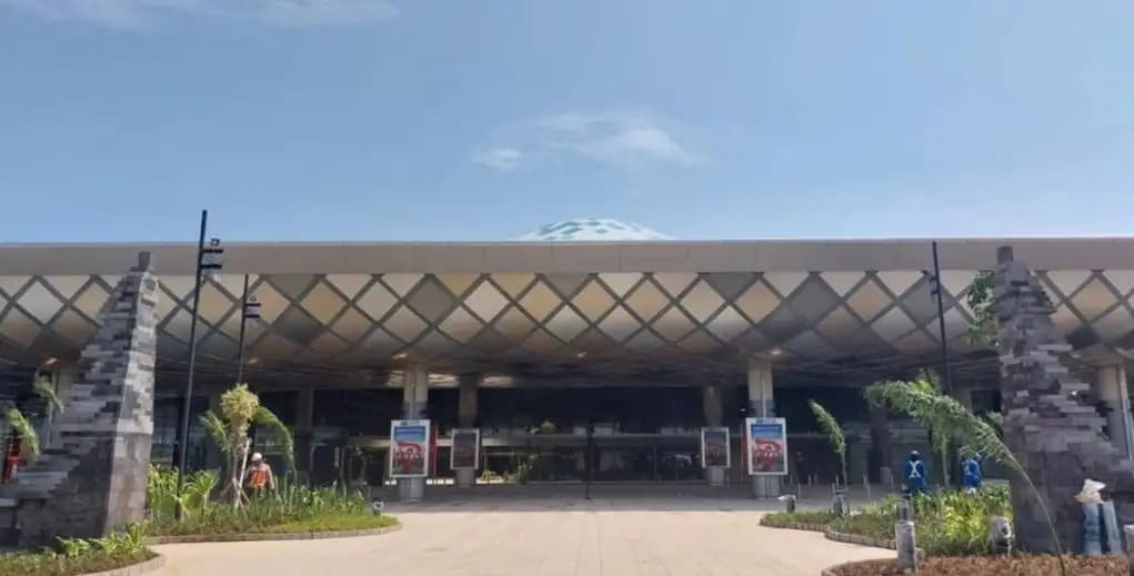 Bandara Dhoho Kediri Siap Layani Umrah 2026, Haji Menyusul 2027